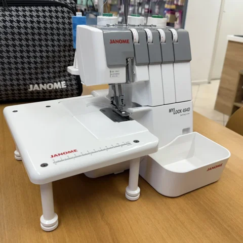 202438106 JANOME MIZA OVERLOCK 454D